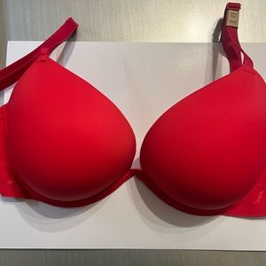 Victoria secret new push-up bra 36DD